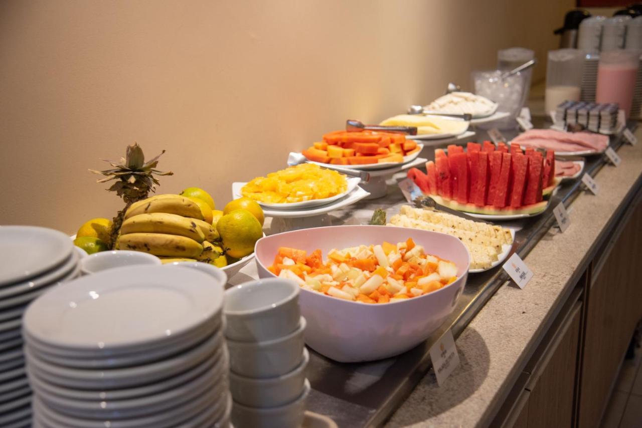 Getullio Hotel Cuiabá Eksteriør billede
